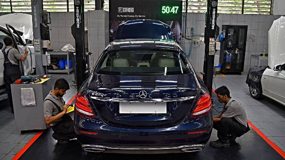 Professional Mercedes Benz Repair Services to Maintain Vehicle Efficiency