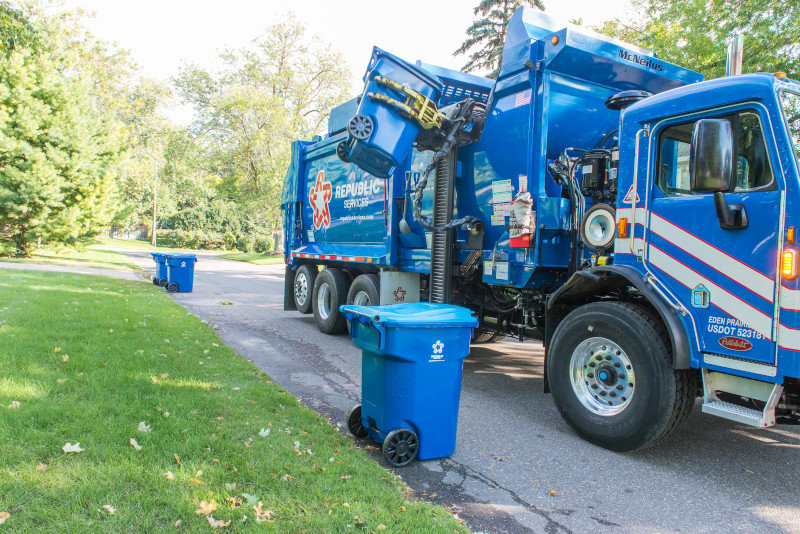 Turning Cluttered Retail Stores Into Fresh Organized Business Ready Spaces